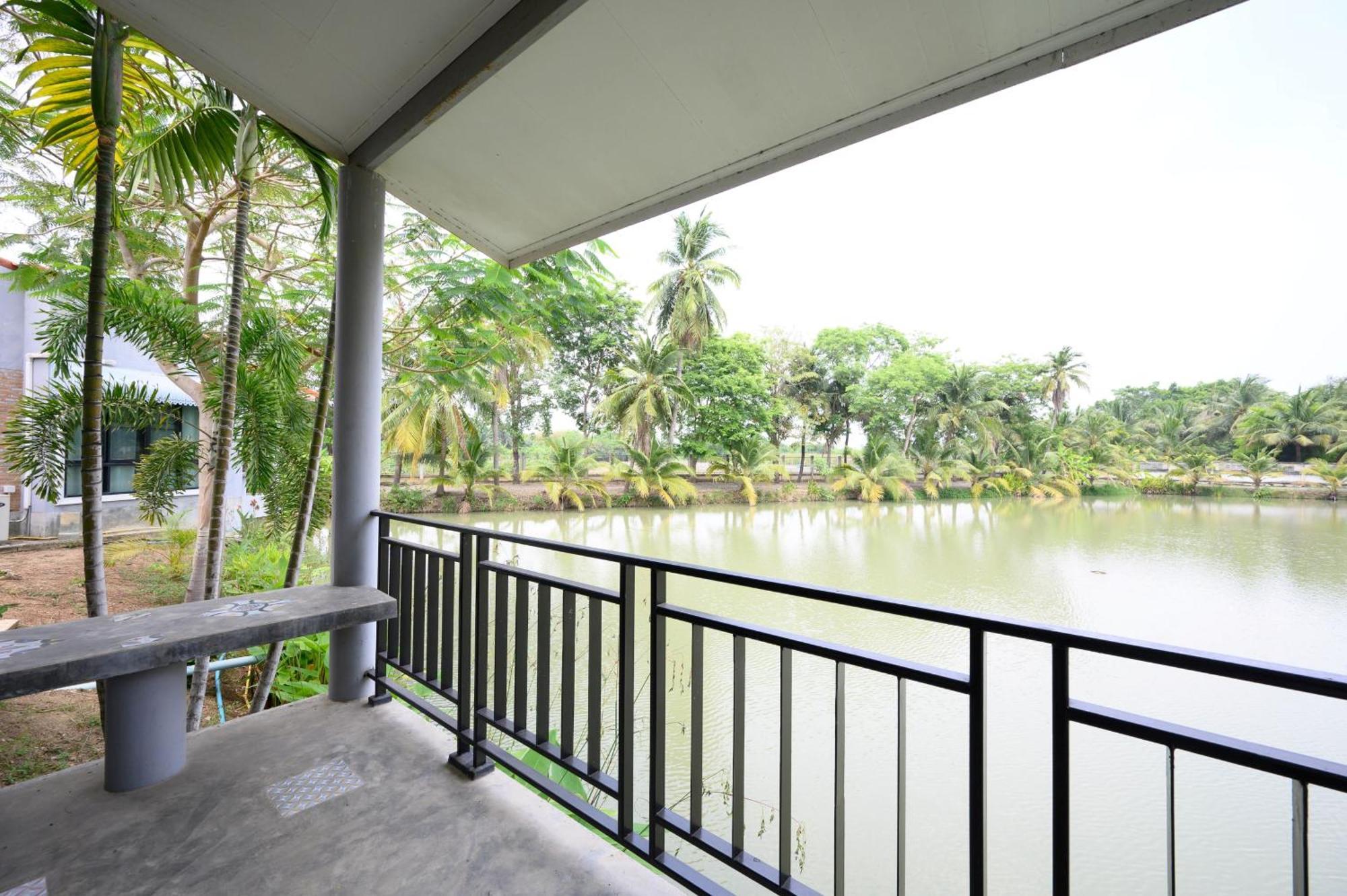 Busaya Resort & Cuisine Nakhon Pathom Room photo