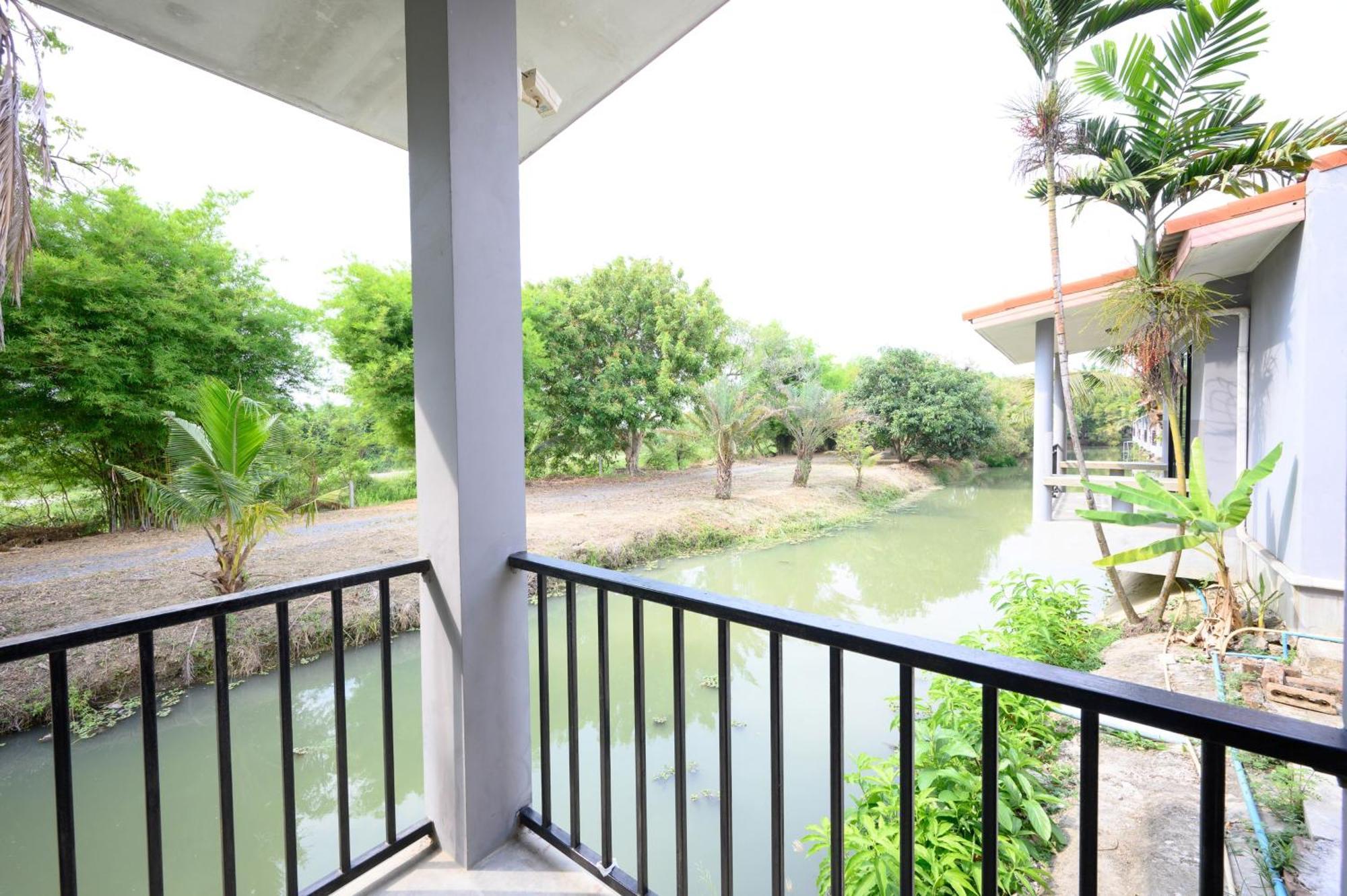 Busaya Resort & Cuisine Nakhon Pathom Room photo